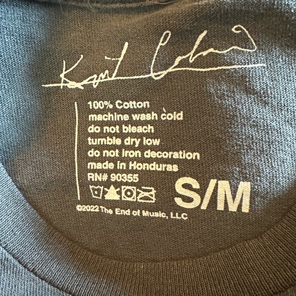 NWT Distressed Kurt Cobain T-shirt size small Nirvana 🎸 - Picture 8 of 8